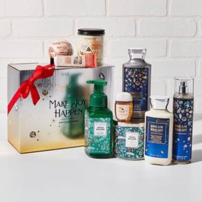Bộ quà tặng Make Joy Happen 𝘽𝘼𝙏𝙃 & 𝘽𝙊𝘿𝙔 𝙒𝙊𝙍𝙆𝙎 Gift Set Christmas Bundle Box (4mua HSC-024)